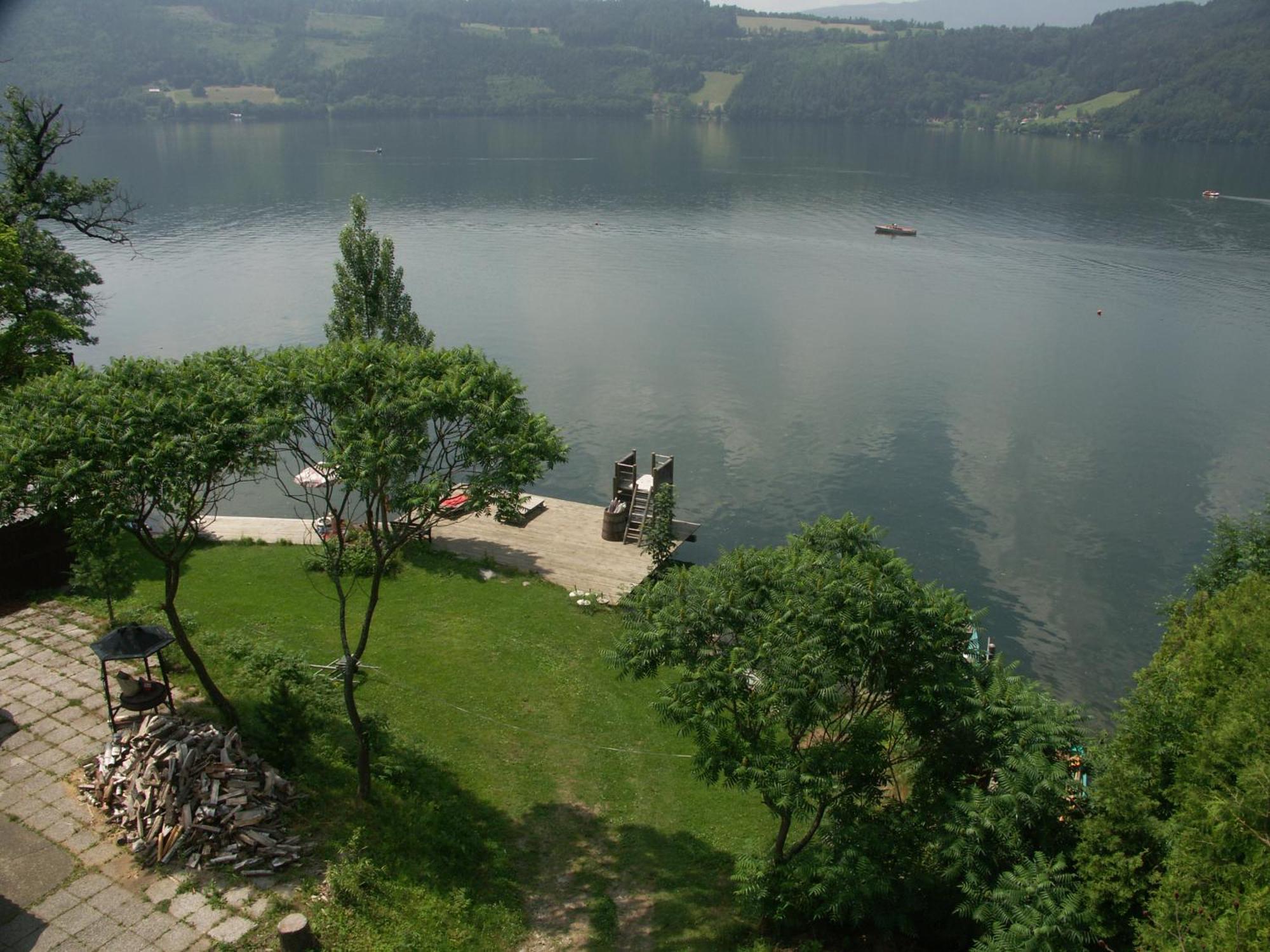 Ferienwohnungen Fischerhaus - Direkt Am See Millstatt Eksteriør billede