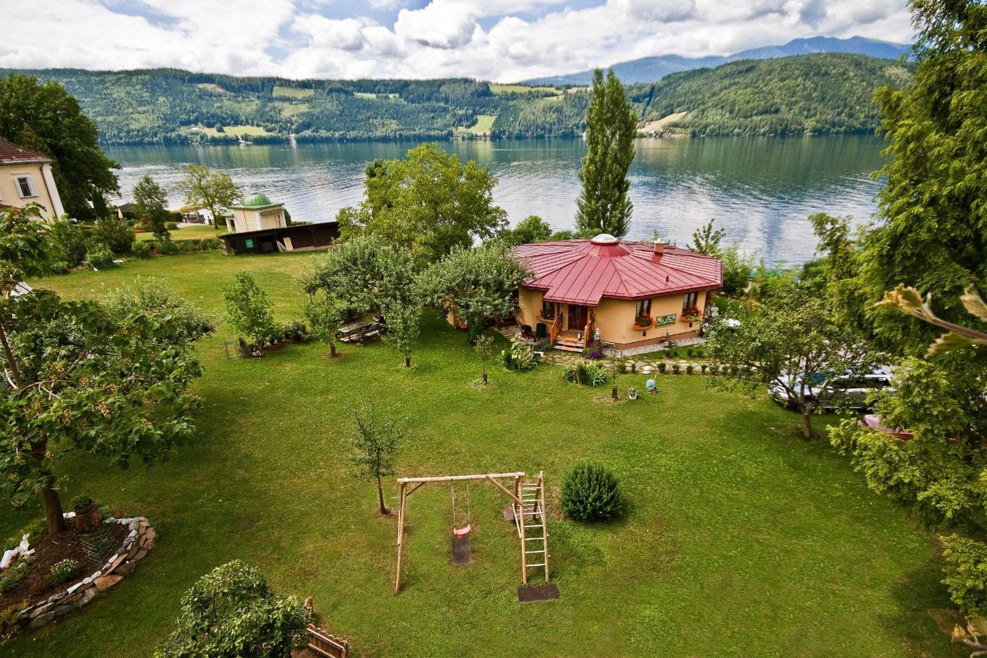 Ferienwohnungen Fischerhaus - Direkt Am See Millstatt Eksteriør billede